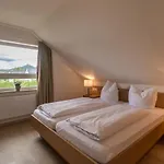 Bed & Breakfast Gaestehaus Burgblick