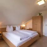 Gaestehaus Burgblick 3* Bisingen