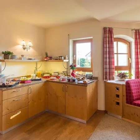 Gaestehaus Burgblick